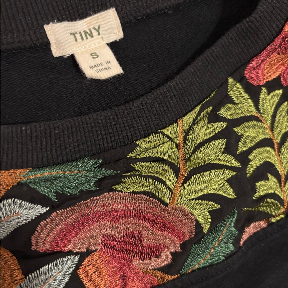 TINY for Anthropologie Phoenix Embroidered Floral Black Sweatshirt - Picture 2 of 9